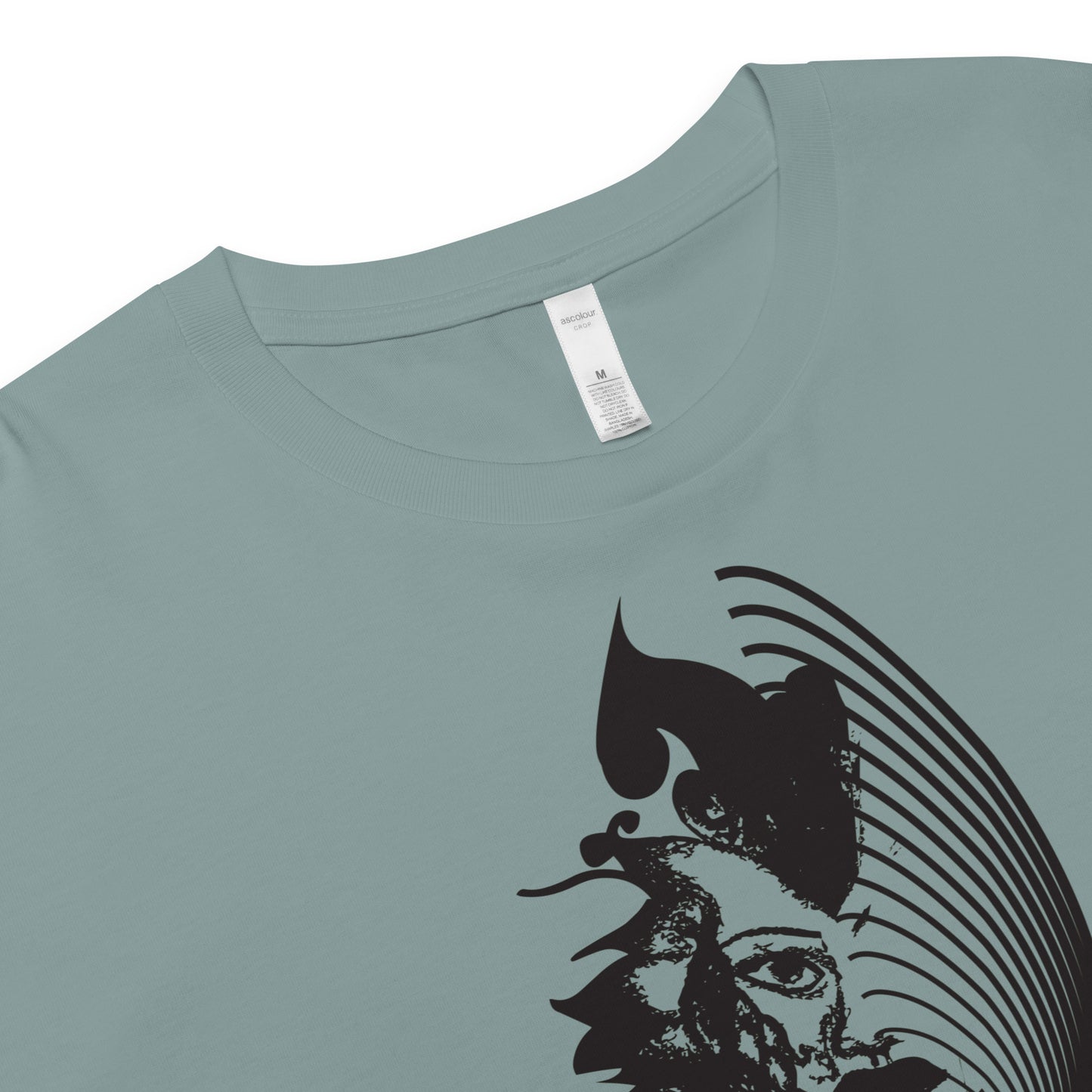 The Queendom of Her - Women’s crop top